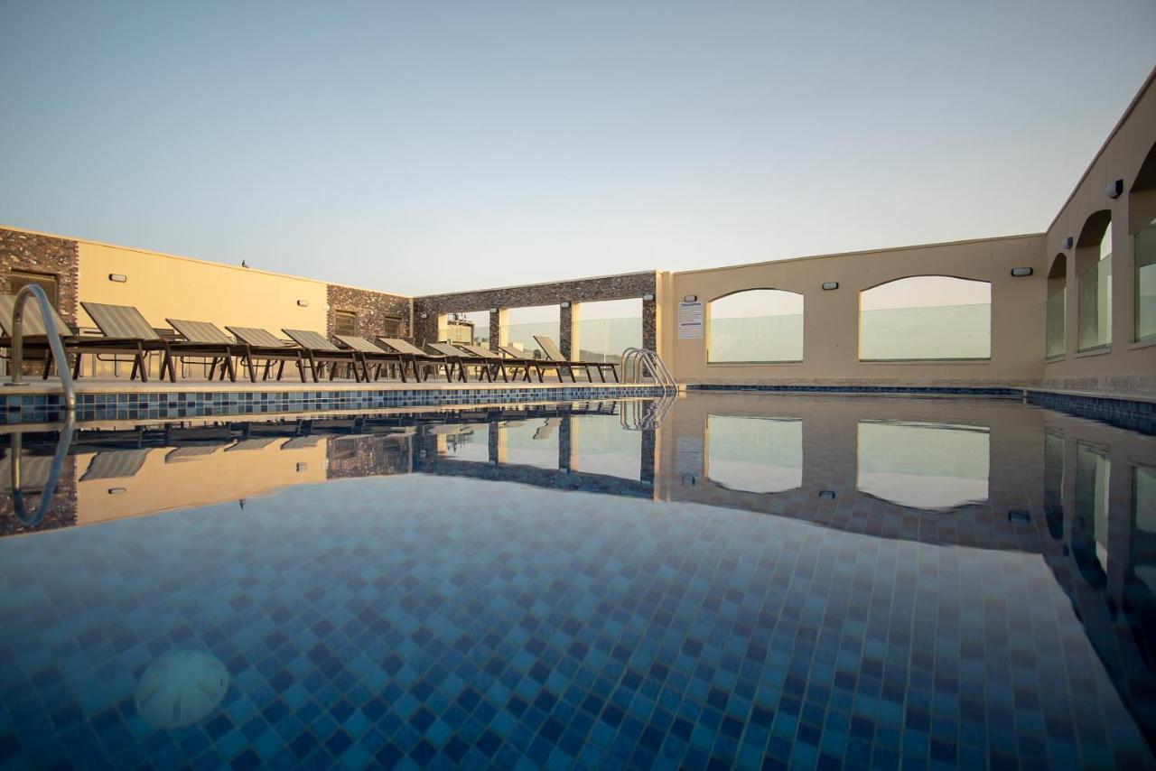 My Luxury Hotel Aqaba Esterno foto