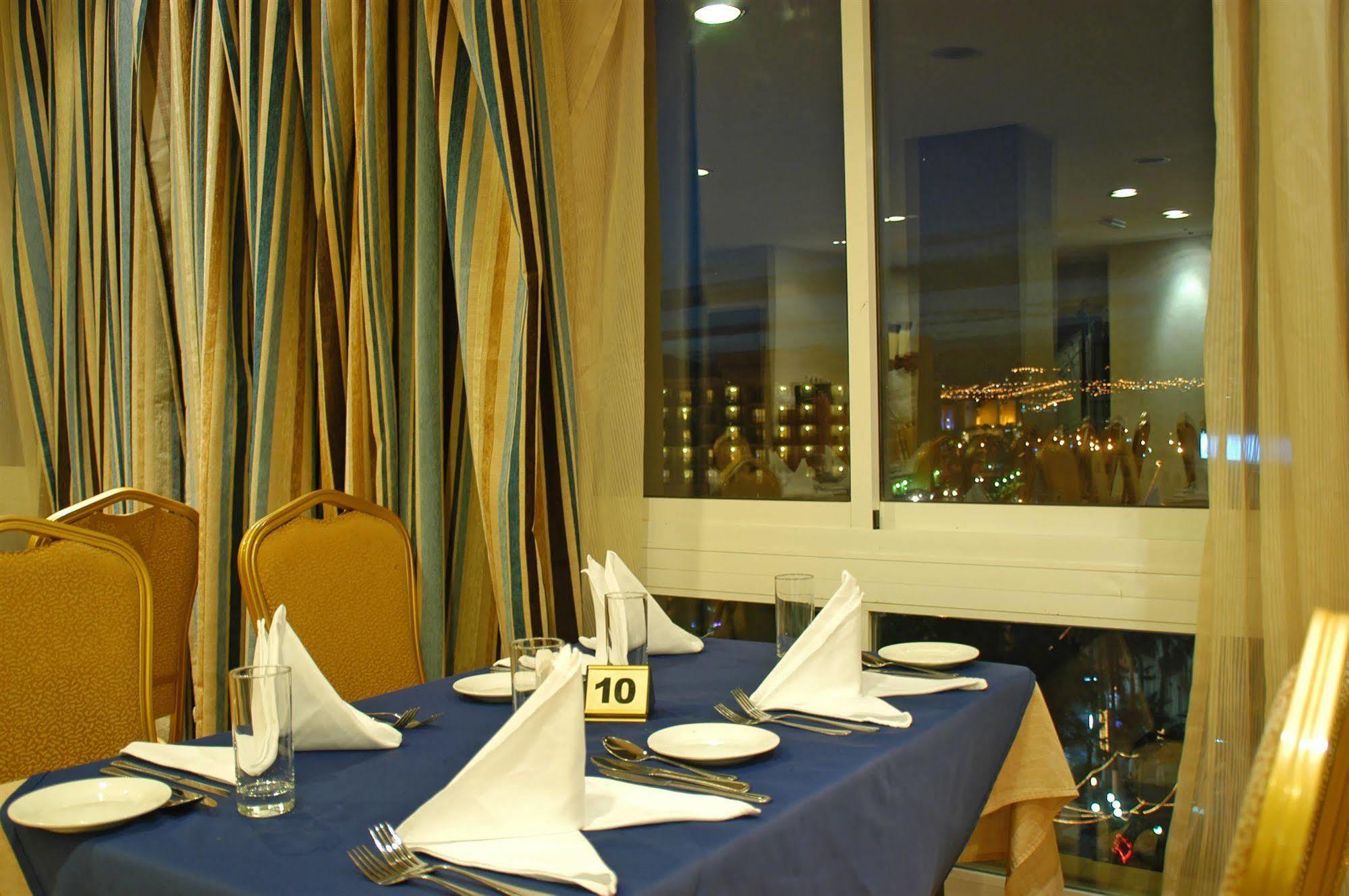 My Luxury Hotel Aqaba Esterno foto