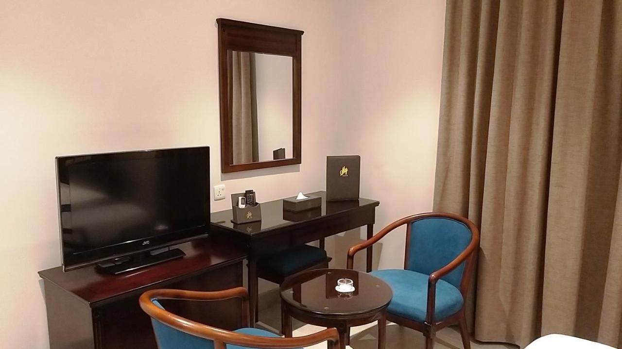 My Luxury Hotel Aqaba Esterno foto